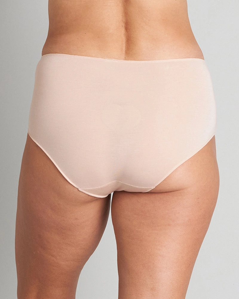 Au Naturel Full Brief