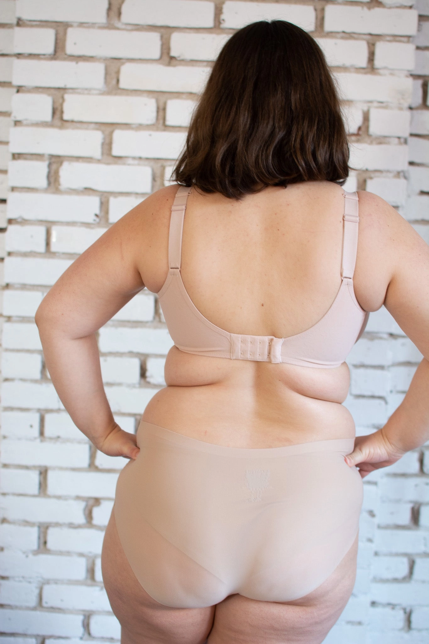 Chantelle Comfort Chic Back Smoothing T-shirt Bra