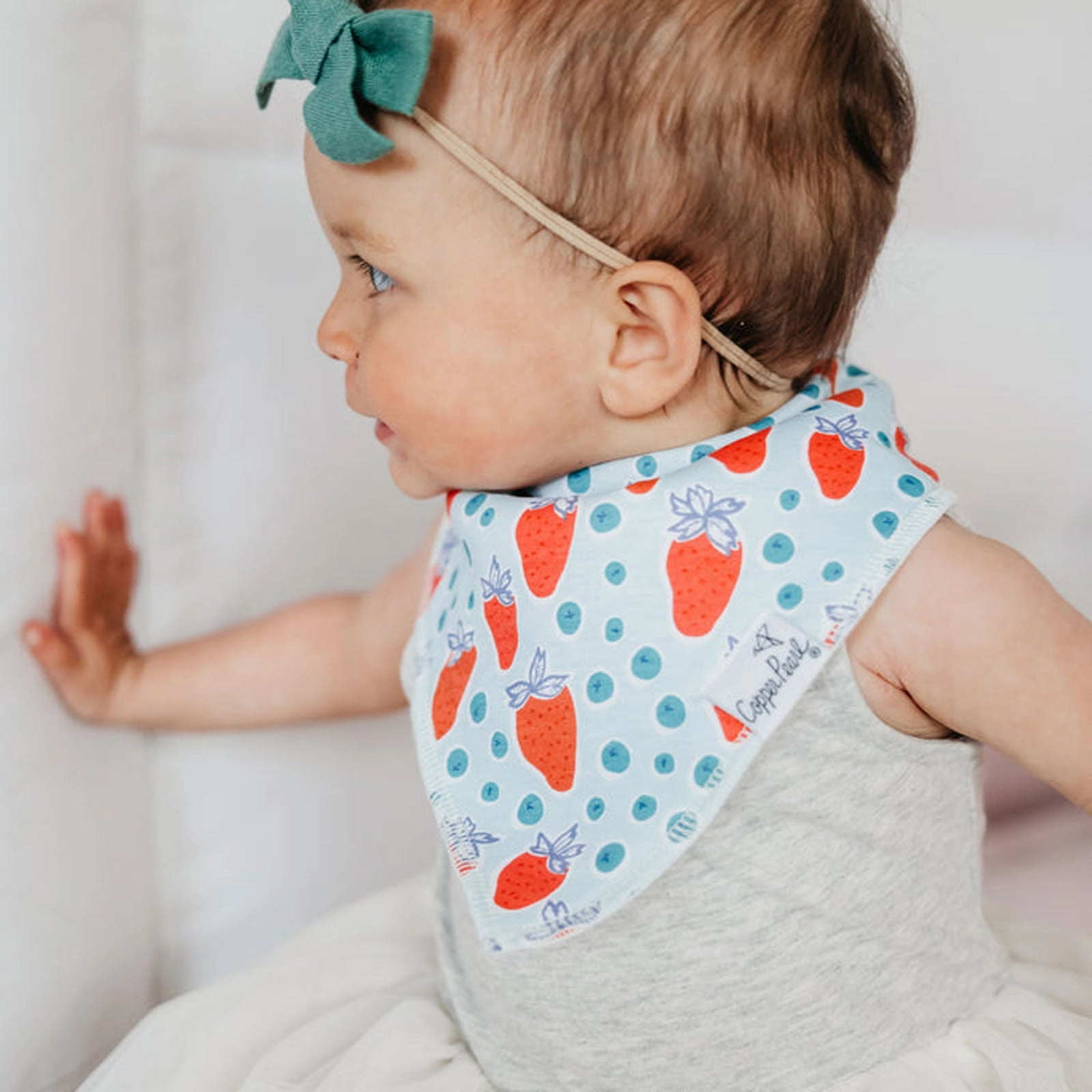 Single Holiday Bandana Bib
